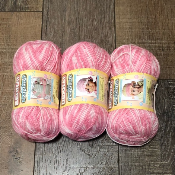 3 skeins / yarn Bernat baby Jacquards 3.5 oz
